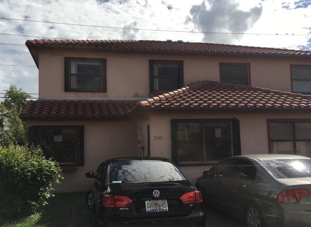 2560 W 60th PL #101-2 Hialeah, FL 33016