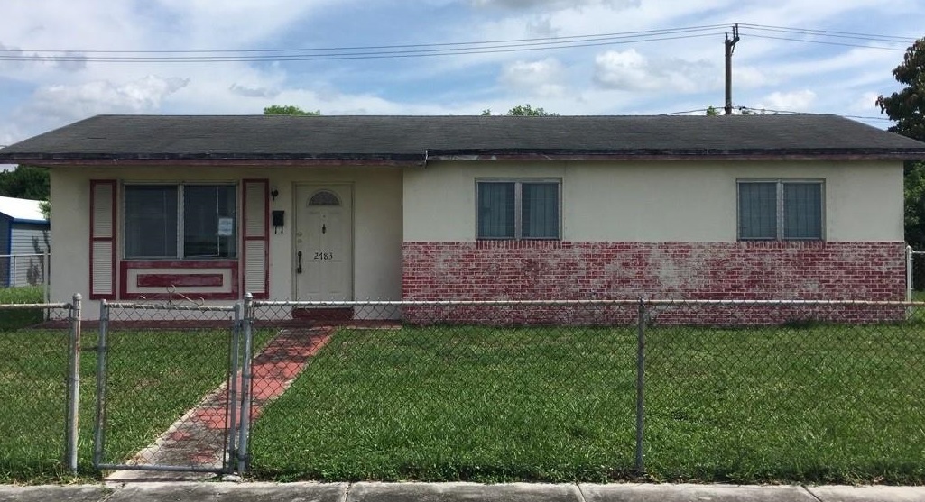 2783 NW 212th TER Miami Gardens, FL 33056