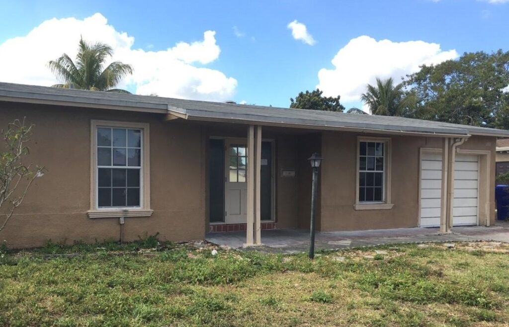 6800 SW 10th CT North Lauderdale, FL 33068