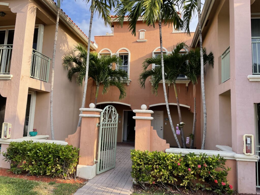 6720 NW 114 AVE #823 Doral, FL 33178