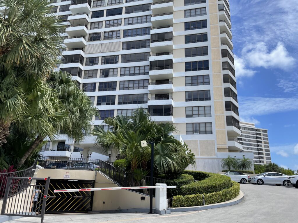 600 Three Island Blvd #809B Hallandale Beach, FL 33009